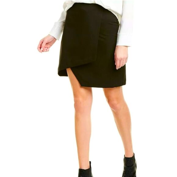 BCBGMaxAzria NWT Black Asymmetrical Layered Faux Wrap Pencil Skirt Size 6 - Picture 1 of 8